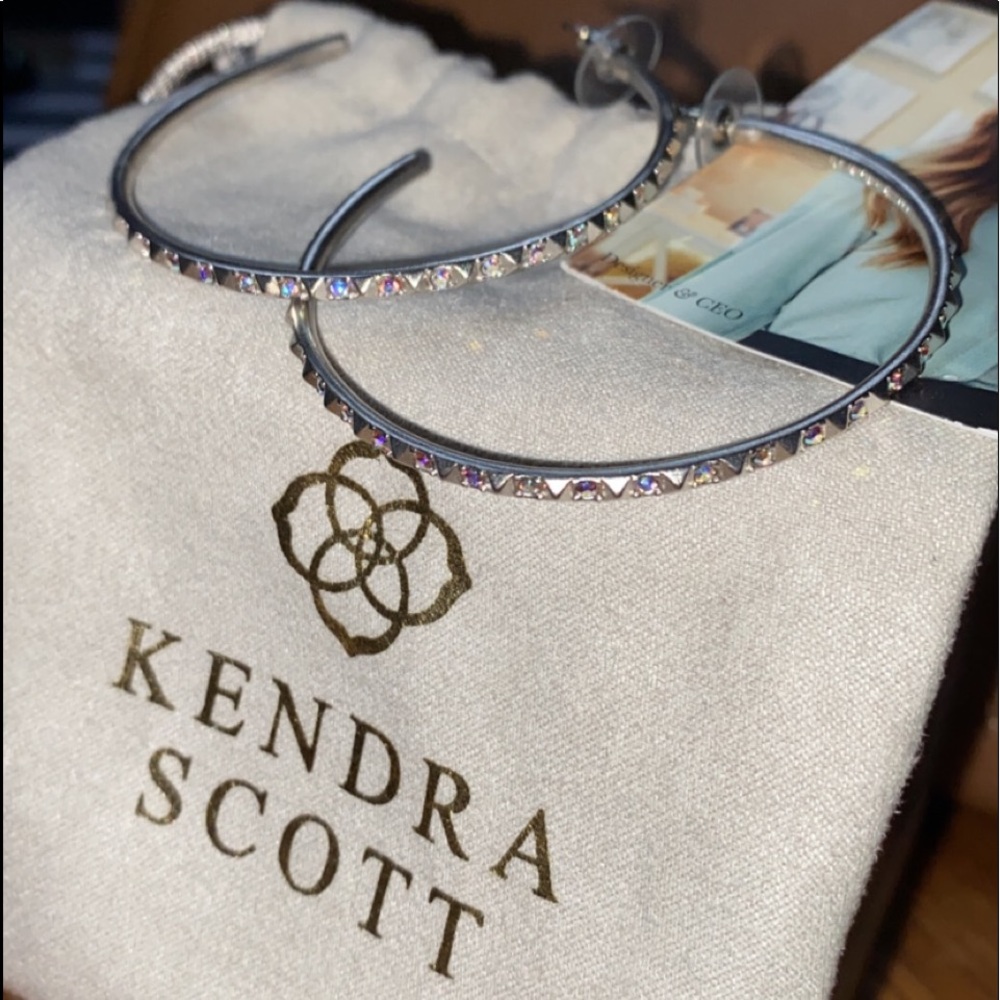 Kendra Scott silver Veronica hoop earrings